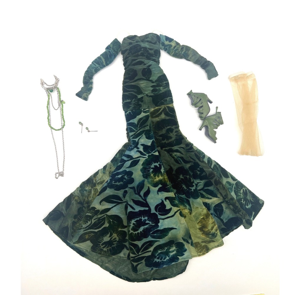 Tonner Agnes Dreary 16" Sister Dreary "Watching the Garden Die" Outfit Only